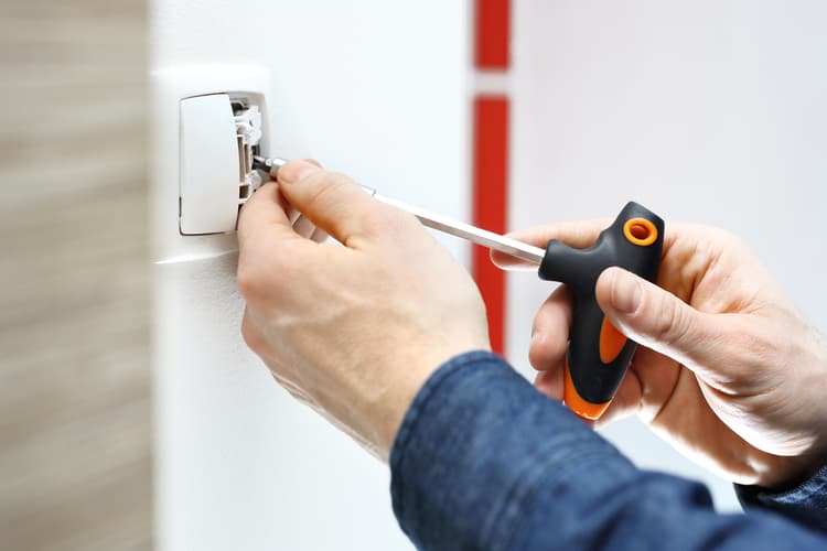 przegląd instalacji w bloku