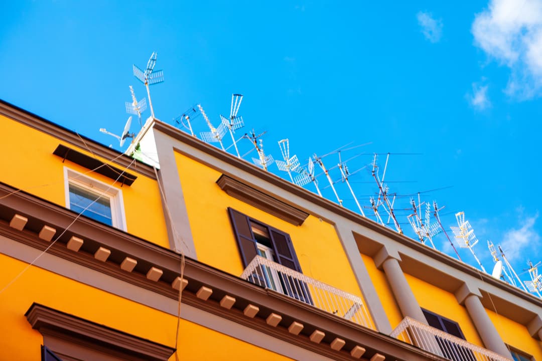 Remonty części wspólnych – dach, elewacja, balkony