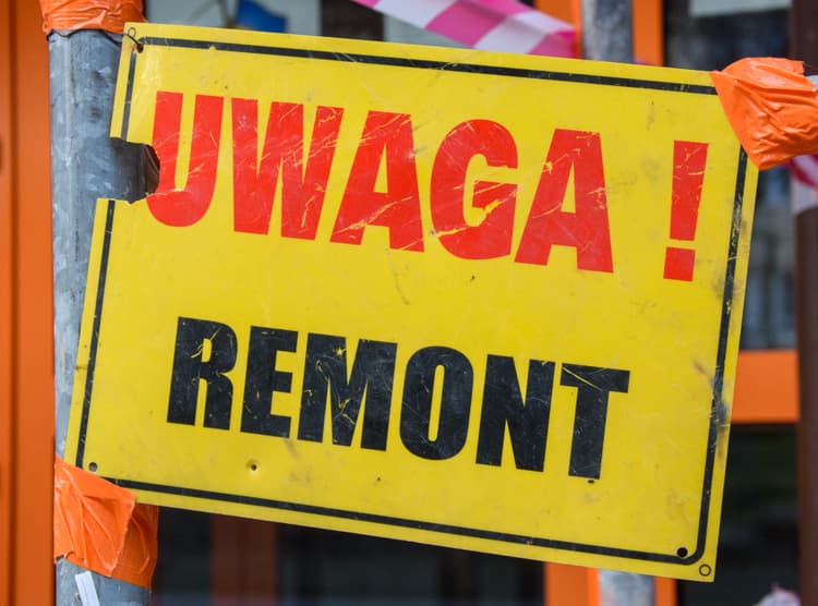 Gminy nie muszą już zapewniać lokali zamiennych, a właścicieli nieruchomości nie stać na remonty. Co dalej